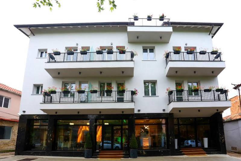 Hotel Emerald Boutique 4*